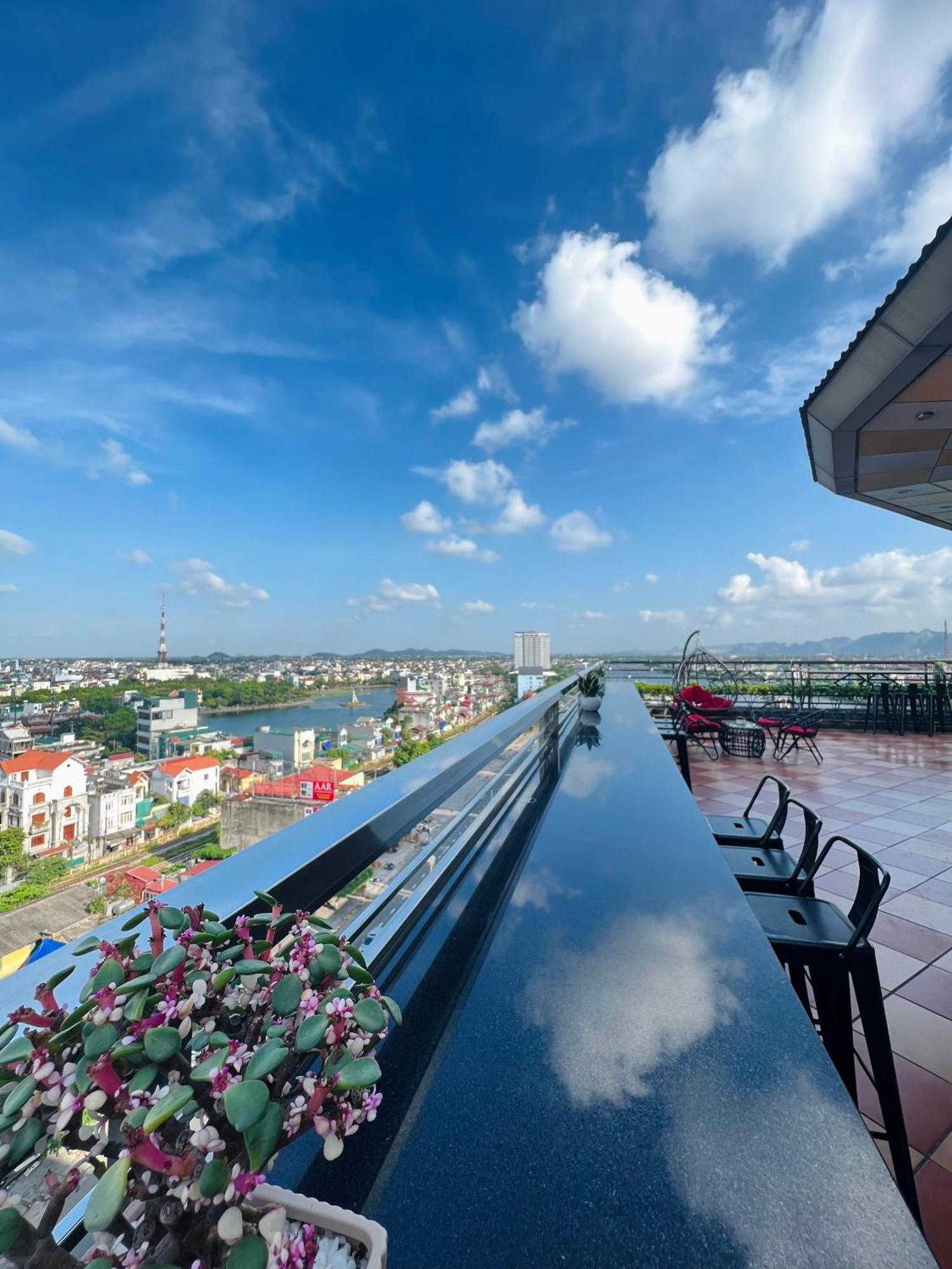 Hotel Khach San Inco 515.9 Phu Ly Exteriér fotografie